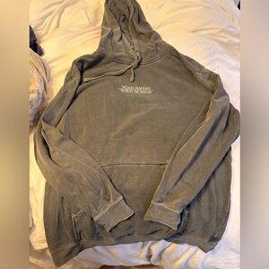 Noah kahan sweatshirt
